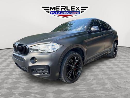 Black Sapphire Metallic 2019 BMW X6 sDrive35i