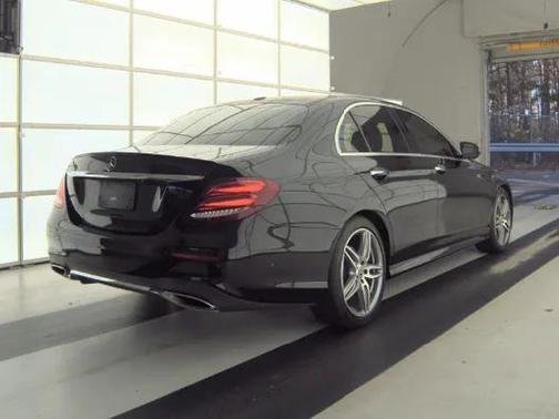 2019 Mercedes-Benz E-Class 300