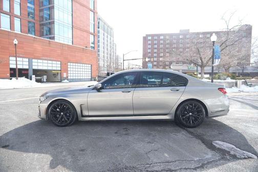 2020 BMW 750 Li xDrive