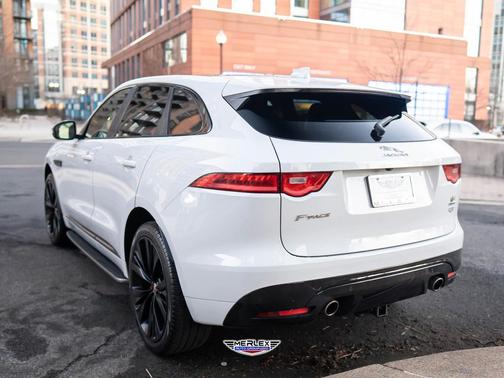 2019 Jaguar F-PACE S