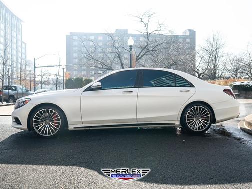 2015 Mercedes-Benz S-Class 550