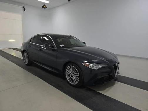 2019 Alfa Romeo Giulia Ti Lusso