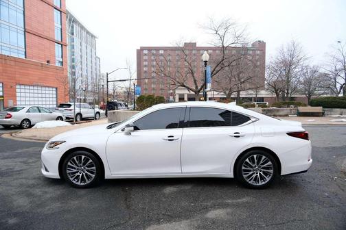 2019 Lexus ES 350 Luxury