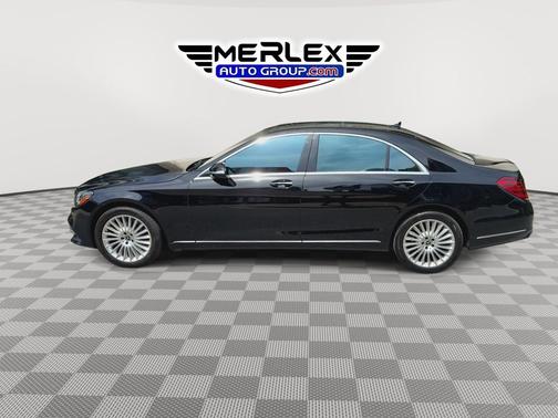 Black 2018 Mercedes-Benz S-Class 560