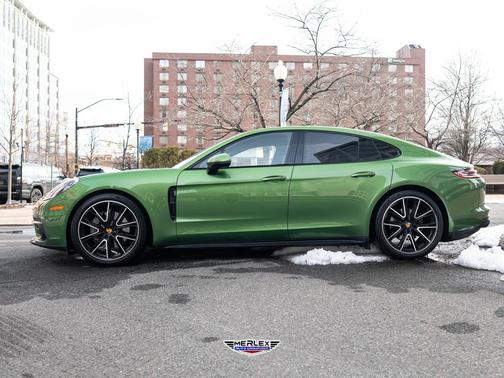 2018 Porsche Panamera 4S