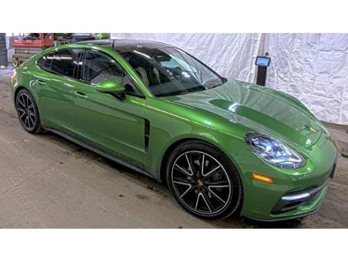 2018 Porsche Panamera 4S