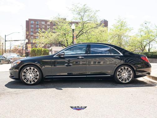 Black 2016 Mercedes-Benz S-Class 550