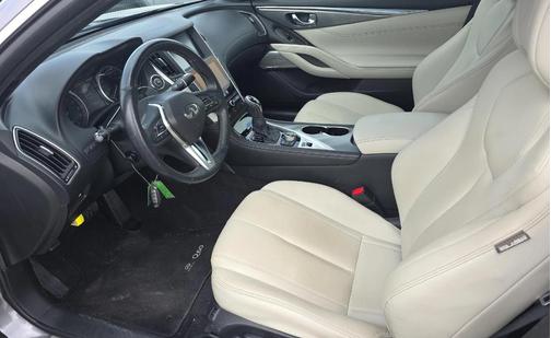 2017 INFINITI Q60 3.0T Premium