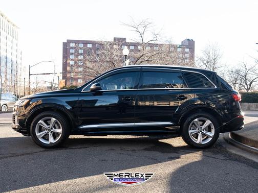 2021 Audi Q7 55 Premium