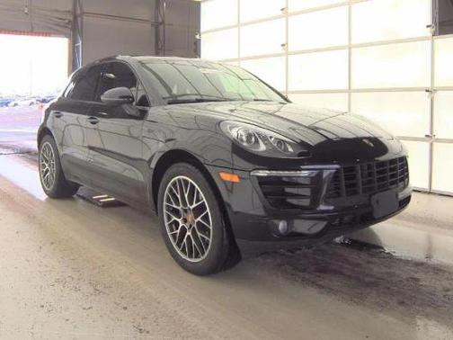 2018 Porsche Macan Sport Edition