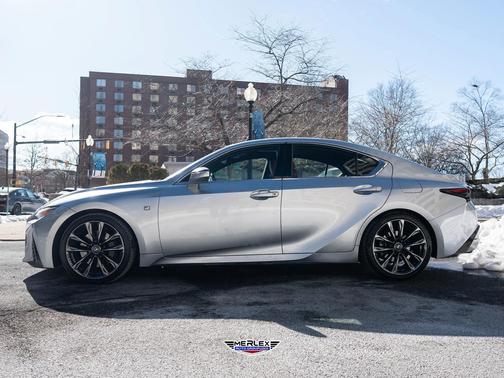 2022 Lexus IS 350 Base