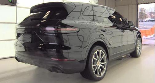 2022 Porsche Cayenne Platinum Edition