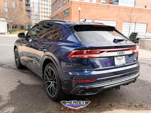 2021 Audi Q8 55 Premium Plus
