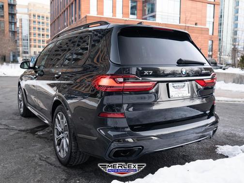2020 BMW X7 M50i