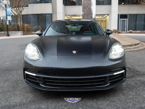 2018 Porsche Panamera 4S