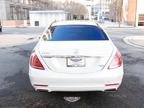 2015 Mercedes-Benz S-Class 550