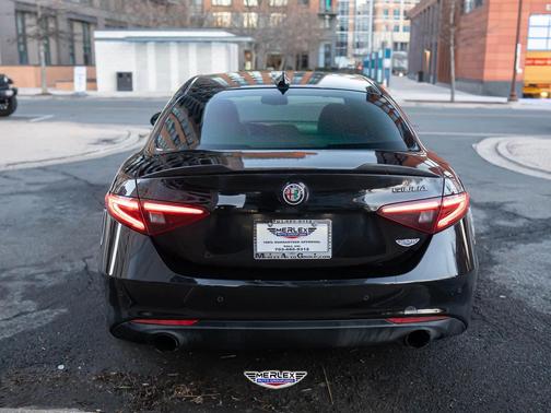 2018 Alfa Romeo Giulia Ti