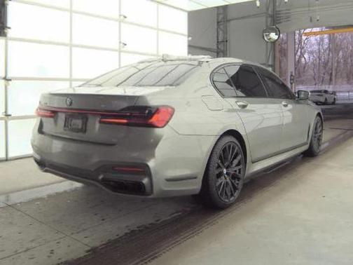 2021 BMW 750 Li xDrive