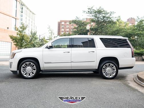 2019 Cadillac Escalade ESV Platinum