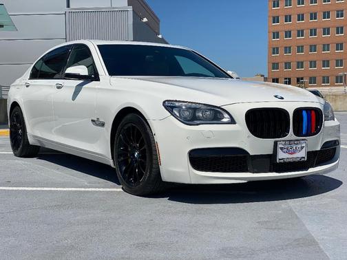 Photo 1 of 32 of 2015 BMW 750 Li