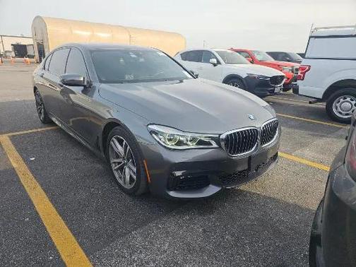 2019 BMW 750 Li xDrive