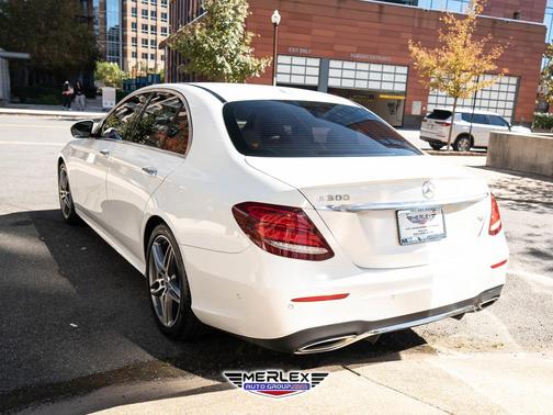 2019 Mercedes-Benz E-Class 300