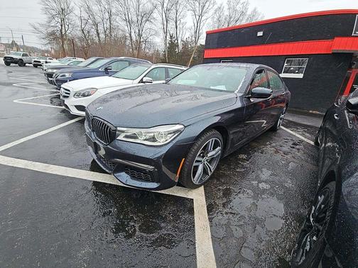 2019 BMW 750 i xDrive