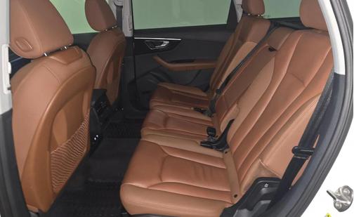 2020 Audi Q7 55 Premium Plus