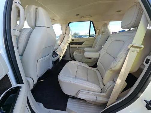 2018 Lincoln Navigator Select