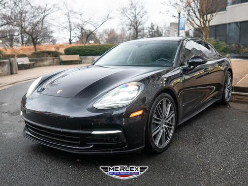 2018 Porsche Panamera 4S