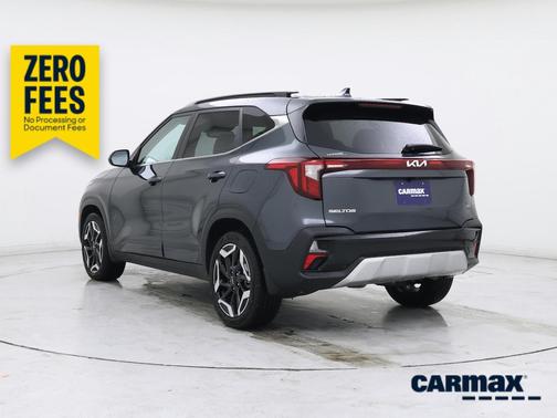 Gray 2024 Kia Seltos SX
