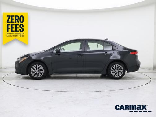 Black 2022 Toyota Corolla LE