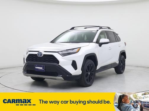 2024 Toyota RAV4 Hybrid SE