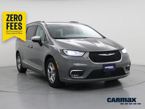 Gray 2023 Chrysler Pacifica Limited