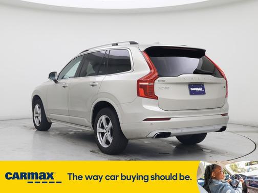 2016 Volvo XC90 T5 Momentum