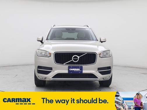 2016 Volvo XC90 T5 Momentum
