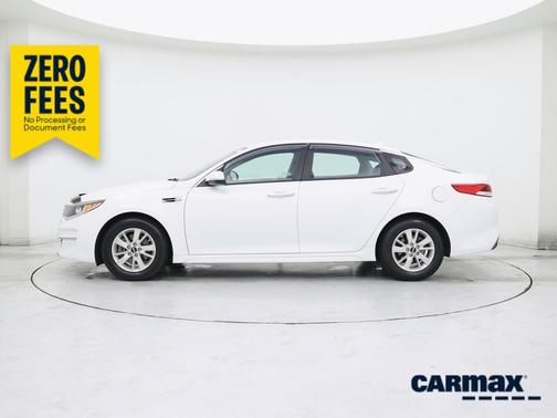 White 2016 Kia Optima LX