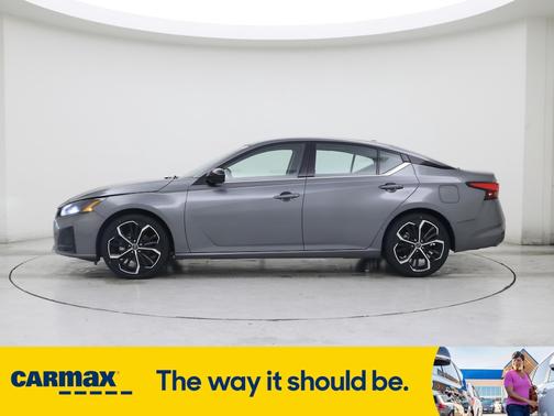 2023 Nissan Altima SR