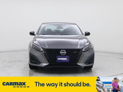 2023 Nissan Altima SR