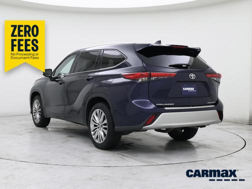 Blue 2023 Toyota Highlander Platinum