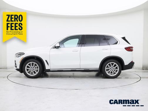 White 2023 BMW X5 xDrive40i