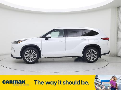2022 Toyota Highlander Platinum