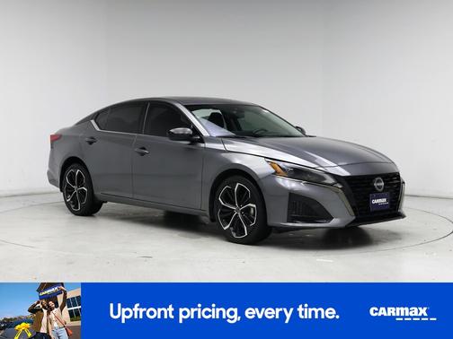 2023 Nissan Altima SR