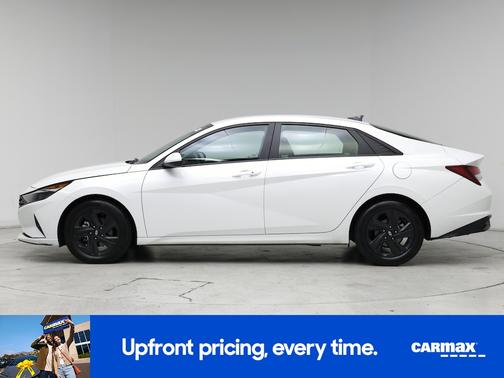 White 2021 Hyundai ELANTRA SEL