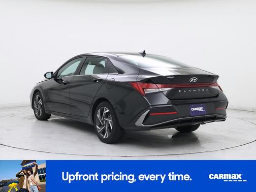 Black 2025 Hyundai ELANTRA SEL Convenience
