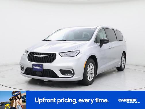 Silver 2024 Chrysler Pacifica Touring L