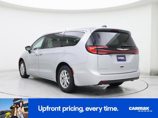 Silver 2024 Chrysler Pacifica Touring L