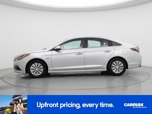 2016 Hyundai SONATA Hybrid SE