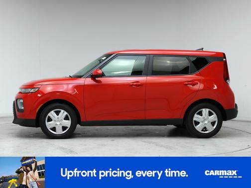 Red 2022 Kia Soul LX