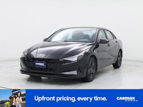 Black 2022 Hyundai ELANTRA SEL